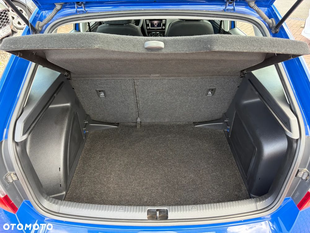 Skoda RAPID - 18