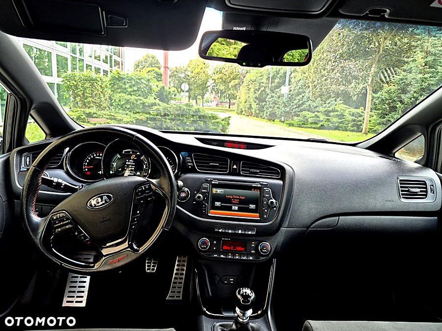 Kia Ceed 1.6 T-GDI GT - 19