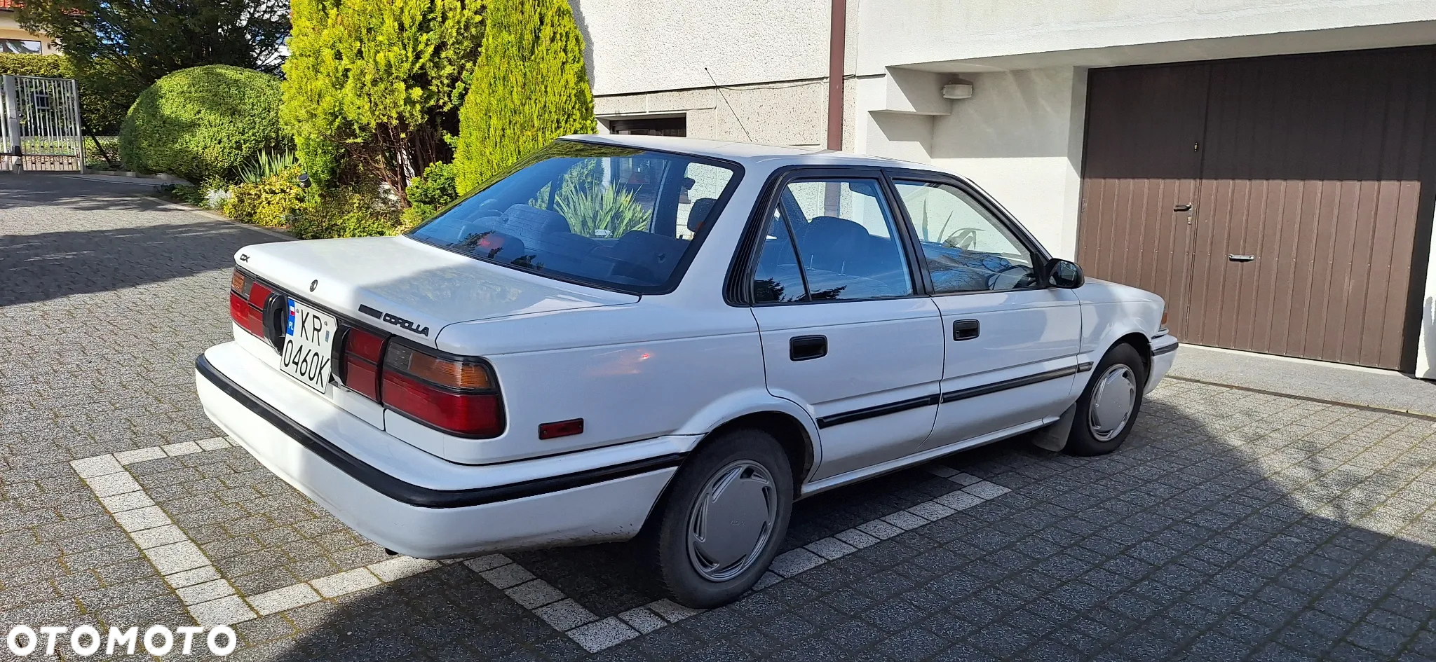 Toyota Corolla - 2