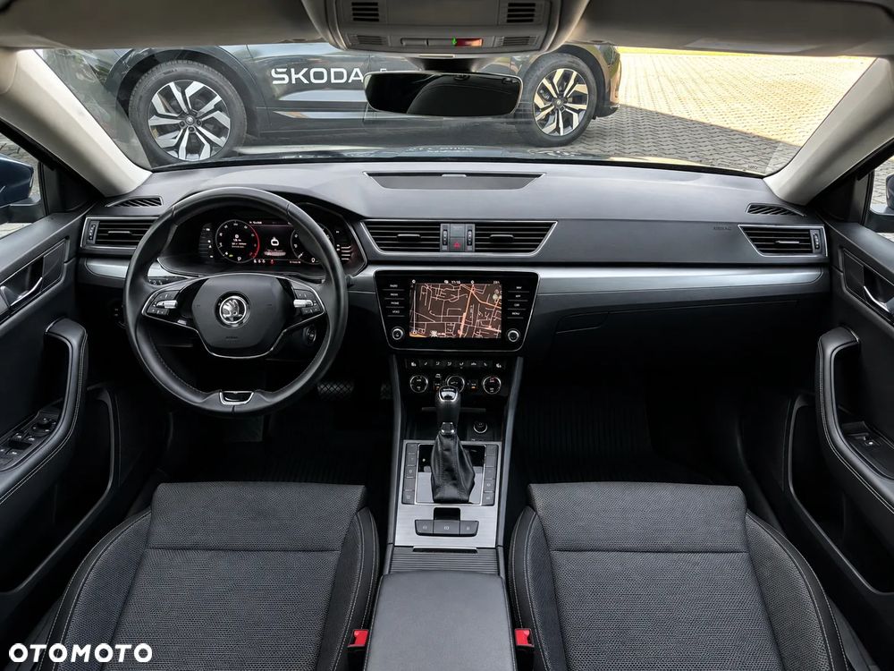 Skoda Superb 2.0 TDI SCR Style DSG - 20