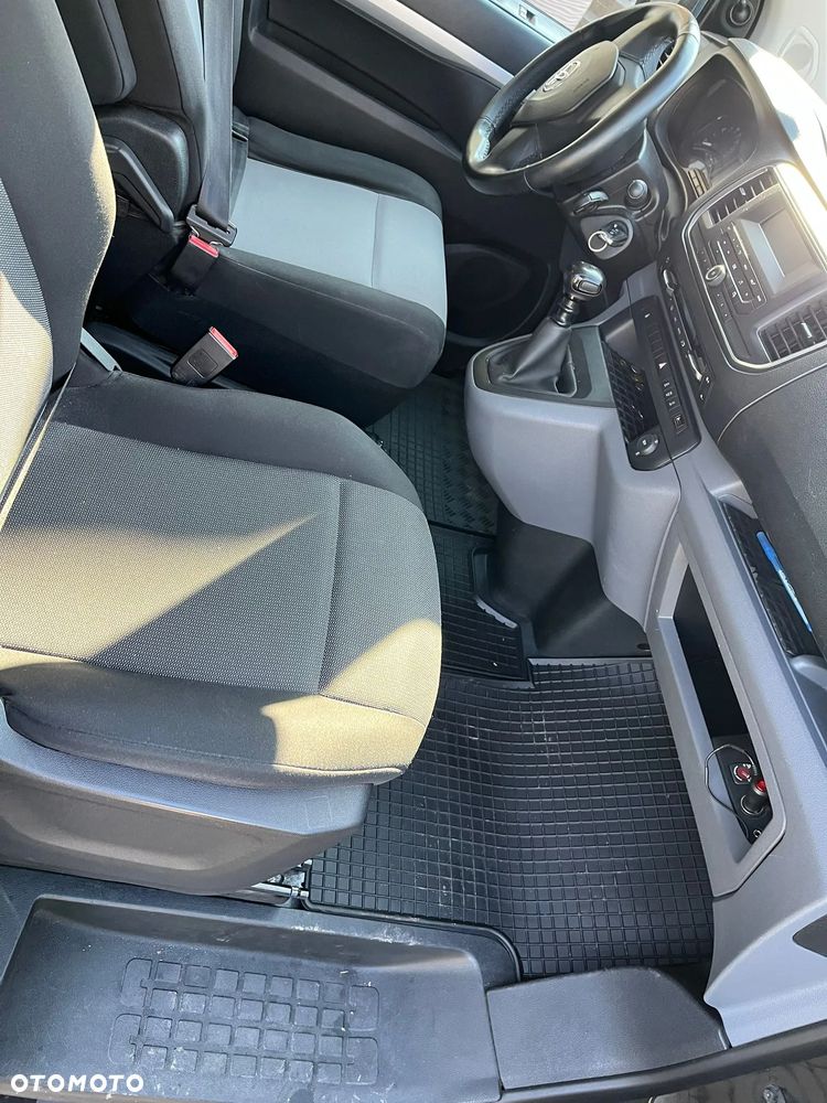 Toyota ProAce Kombi 1.6 D-4D Long 2,7t - 4