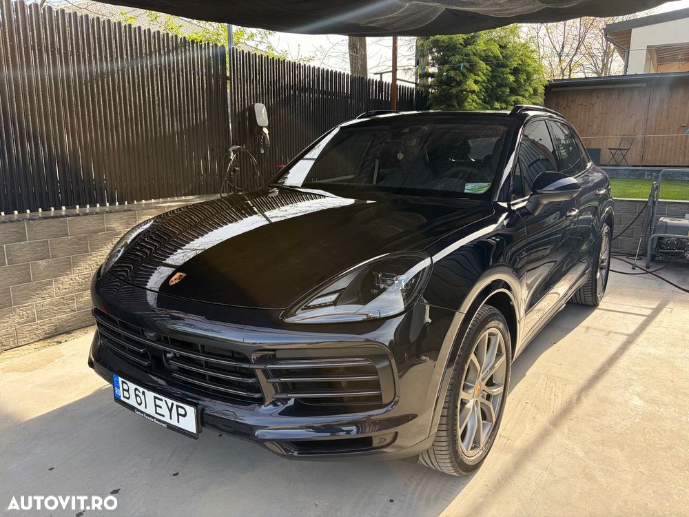 Porsche Cayenne E-Hybrid - 2