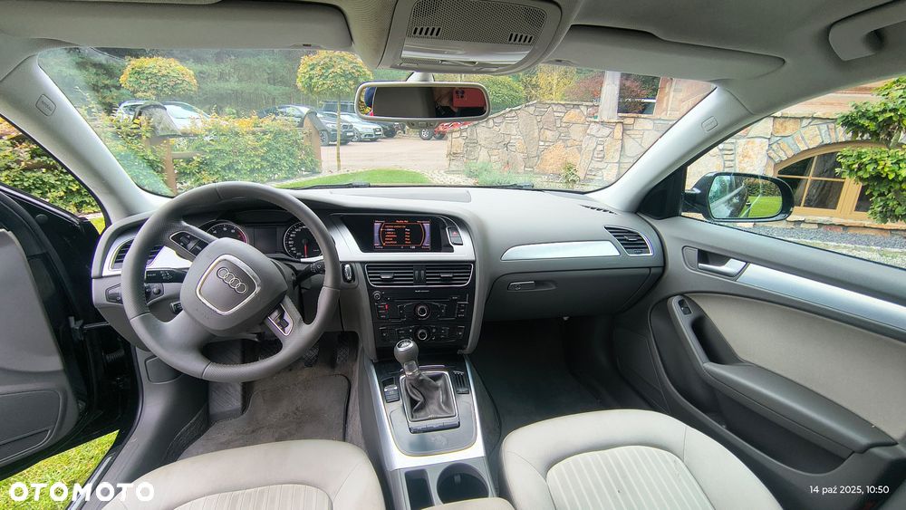 Audi A4 Avant - 16