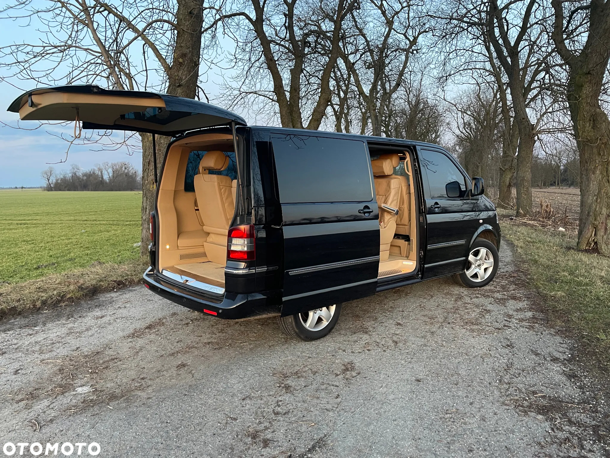 Volkswagen Transporter Multivan United Autm - 18