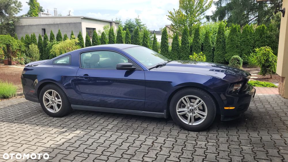 Ford Mustang - 4