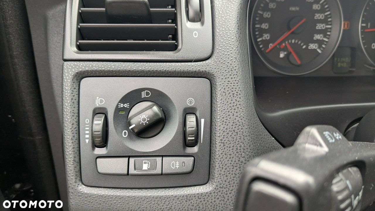 Volvo V50 - 29