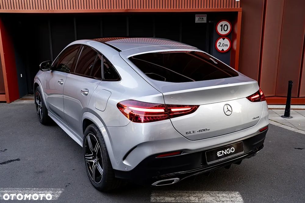 Mercedes-Benz GLE Coupe 400 e PHEV 4-Matic AMG Line - 24