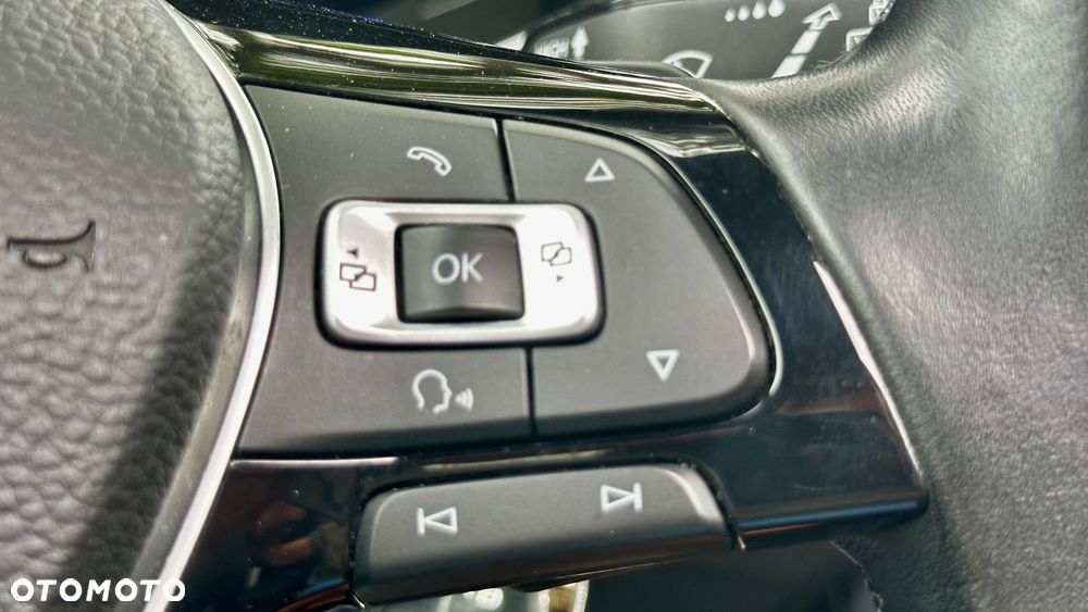 Volkswagen T-Roc 2.0 TSI OPF 4MOTION DSG Sport - 24