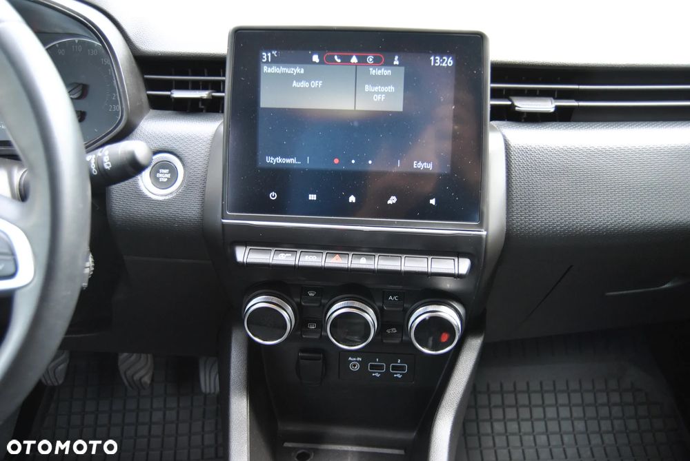 Renault Clio TCe 90 EVOLUTION - 26