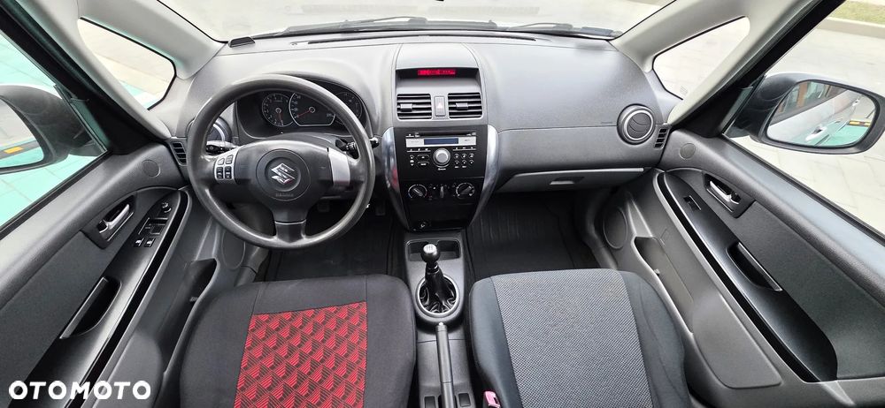 Suzuki SX4 1.6 GLX / Comfort - 11
