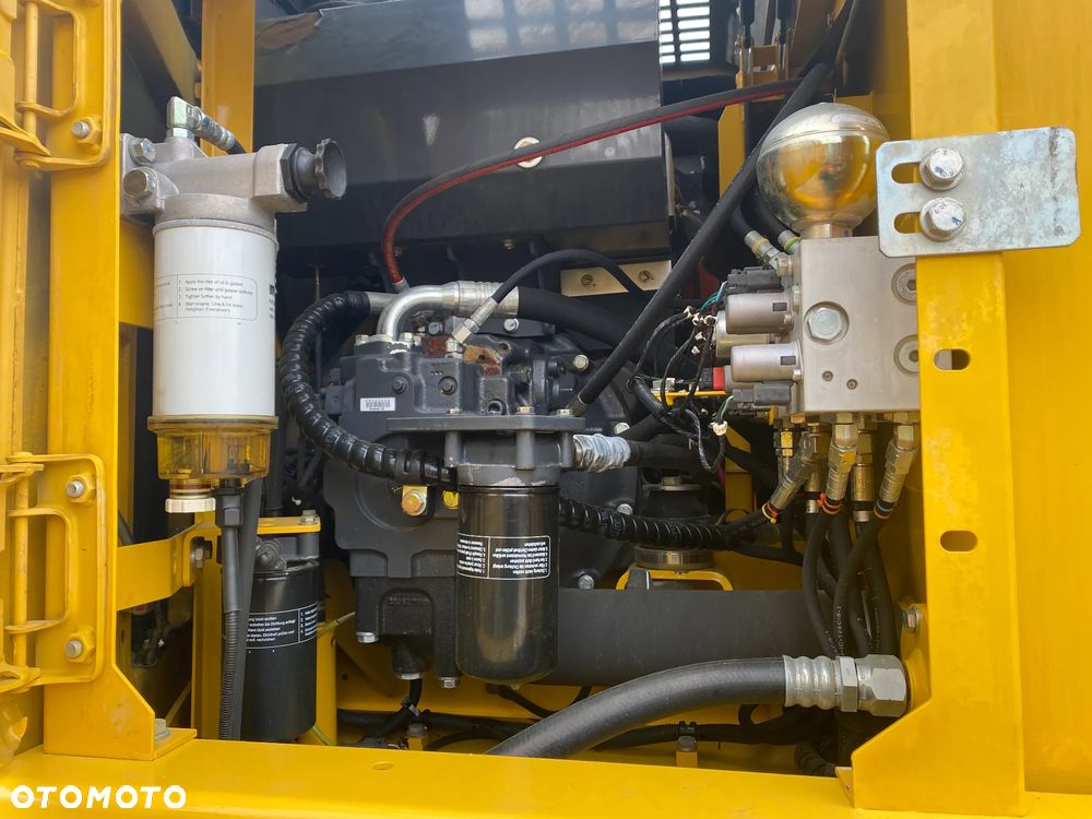 Komatsu PW148 -8, 2015 ROK, KRÓTKI TYŁ, Z NIEMIEC, SERWISOWANA W KOMATSU - 12
