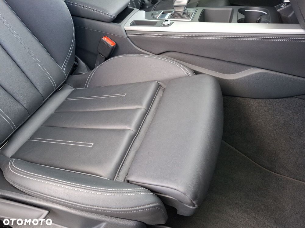 Audi A4 Allroad - 16