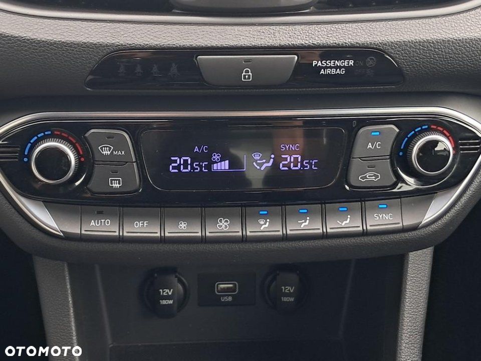 Hyundai i30 - 29