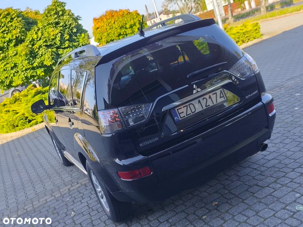 Mitsubishi Outlander 2.0 Intense + NAVI 2WD EU5 - 10