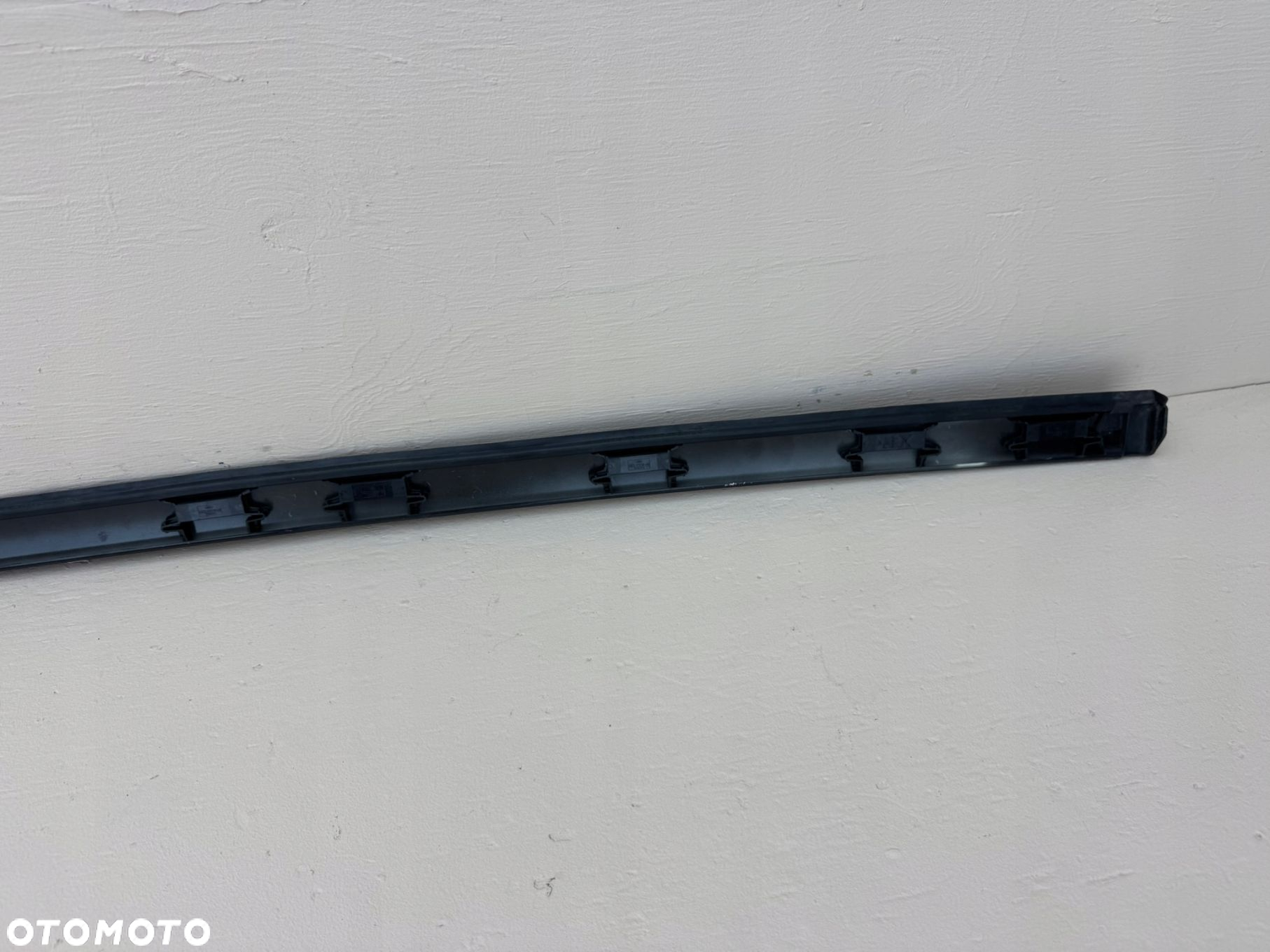 LAND ROVER DISCOVERY SPORT L550 14R- LISTWA DACHOWA FK72-519E94-AB - 14