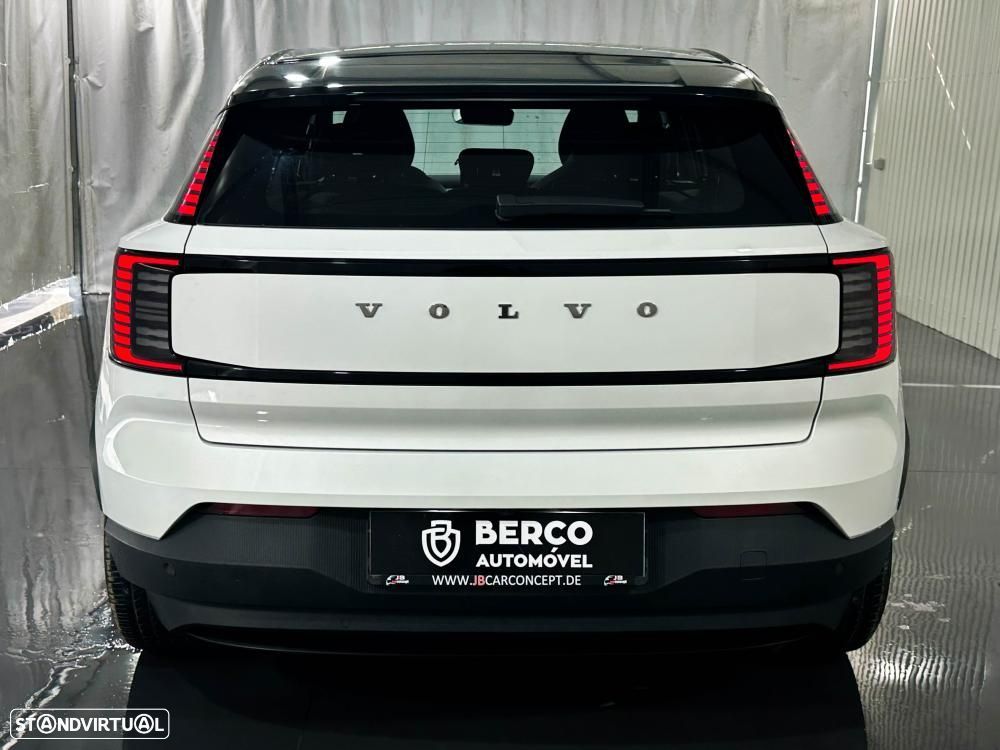 Volvo EX30 Single Motor Extended Range RWD Plus - 6