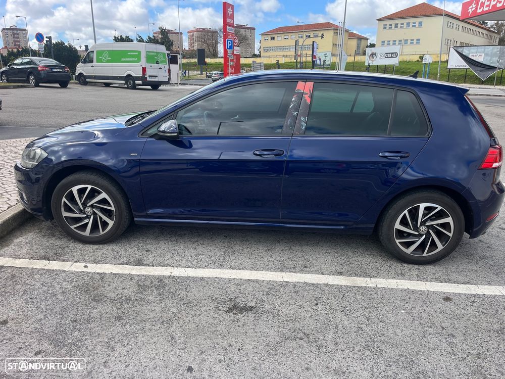 VW Golf 1.0 TSI Trendline - 10