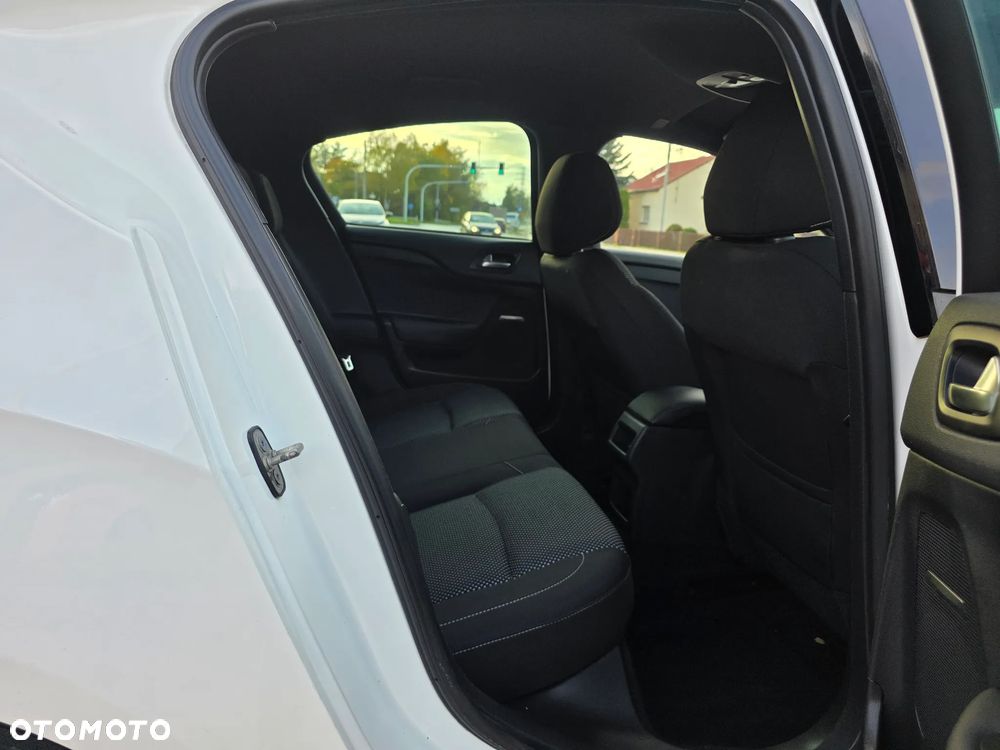 Citroën DS4 1.6 HDi SoChic - 13