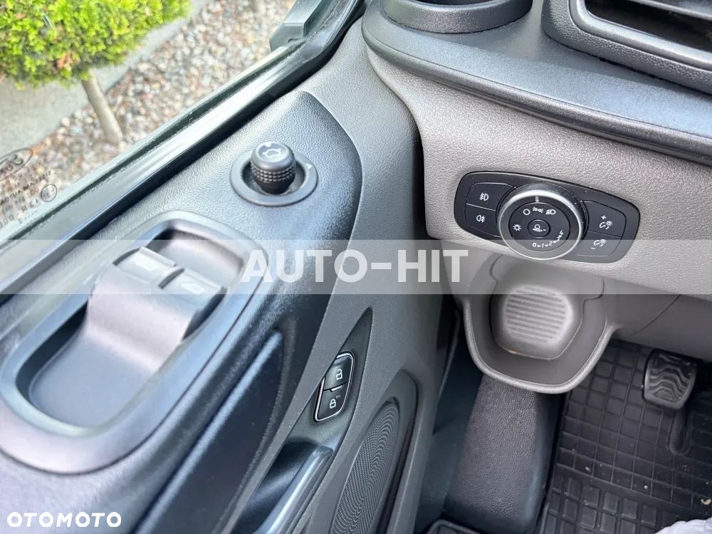 Ford Transit - 23