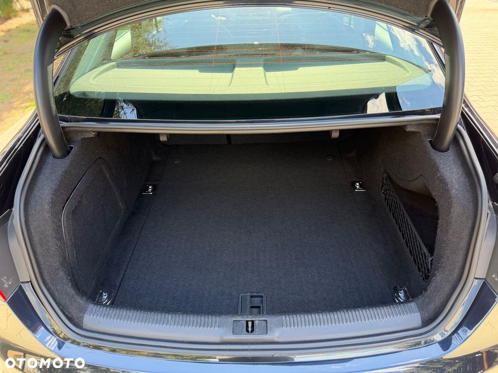 Audi A4 Limousine 2.0 TDI - 22