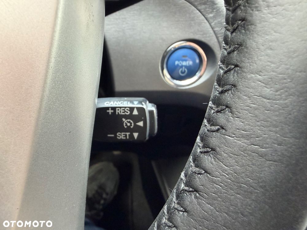 Toyota Prius - 18