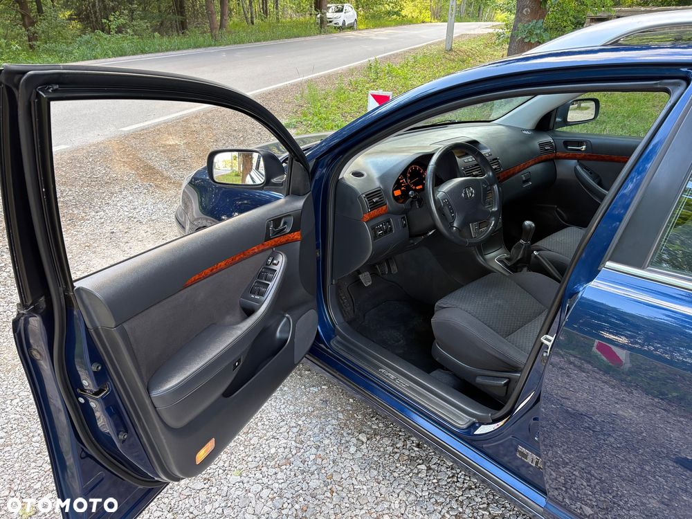 Toyota Avensis 2.0 VVT-i Edition - 18
