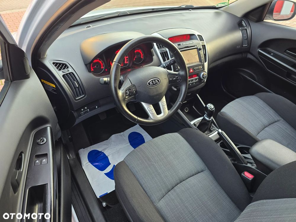 Kia Ceed 1.6 CVVT LX - 8