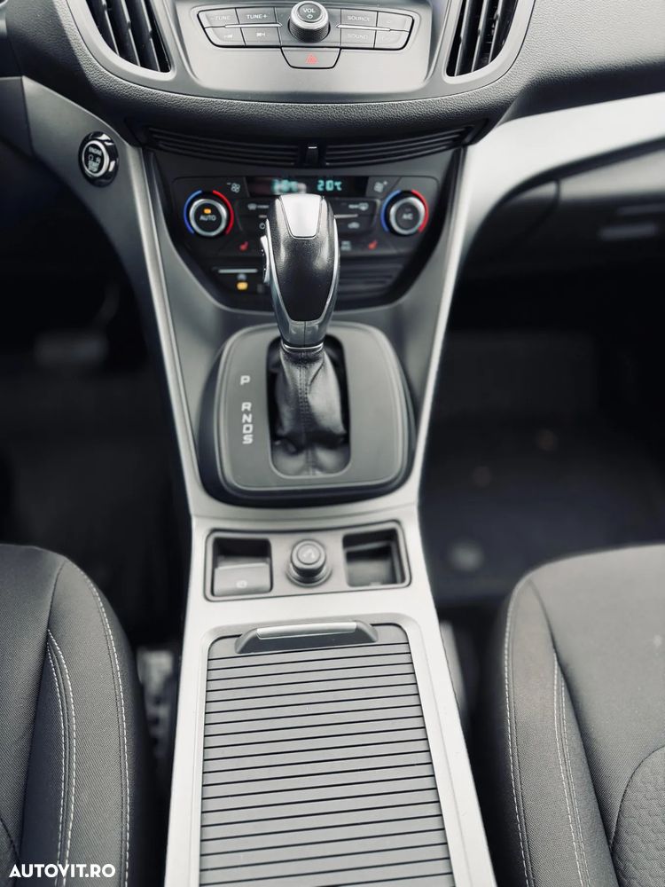 Ford Kuga 2.0 EcoBlue Aut. 4x4 COOL&CONNECT - 16