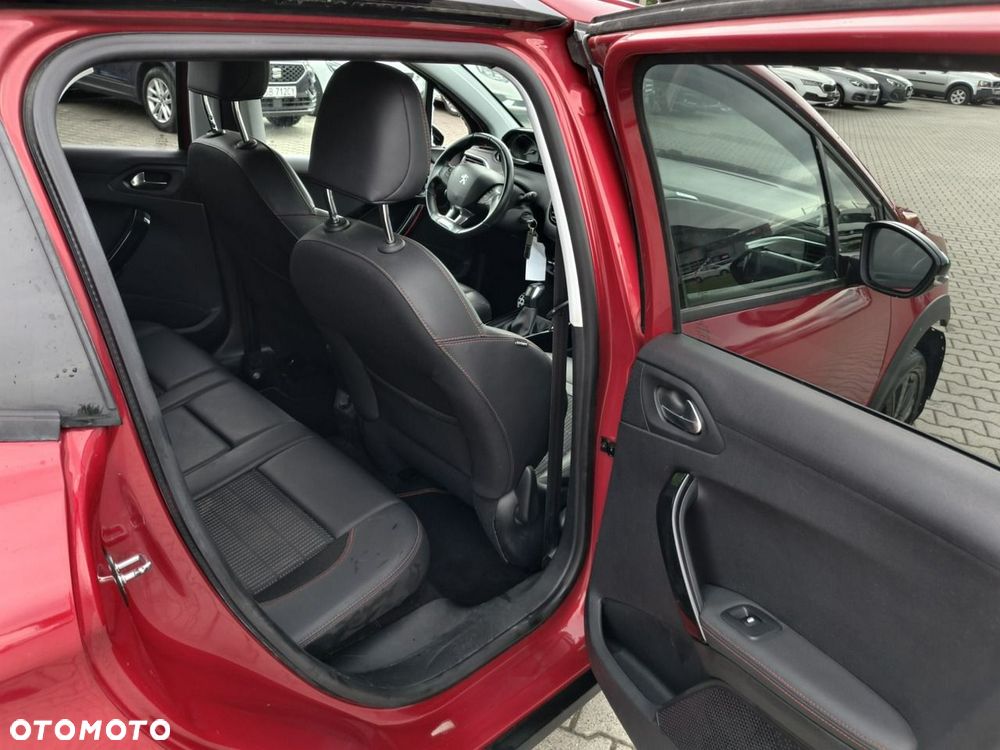 Peugeot 2008 - 16