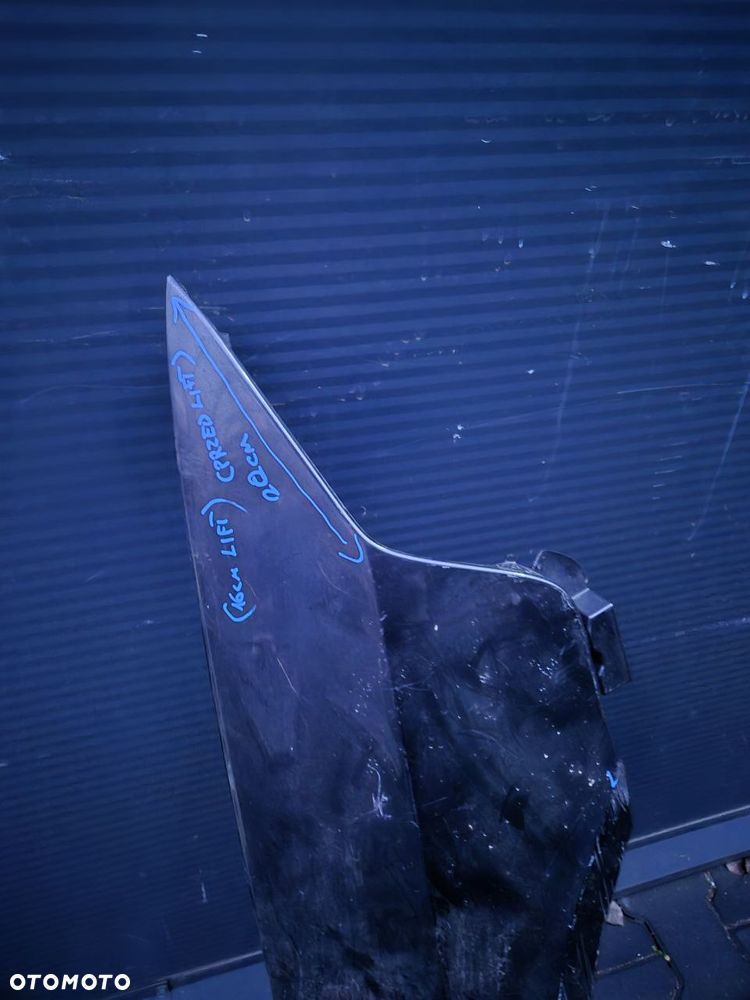 BŁOTNIK LAGUNA II PRAWY LEWY PRZÓD - 19