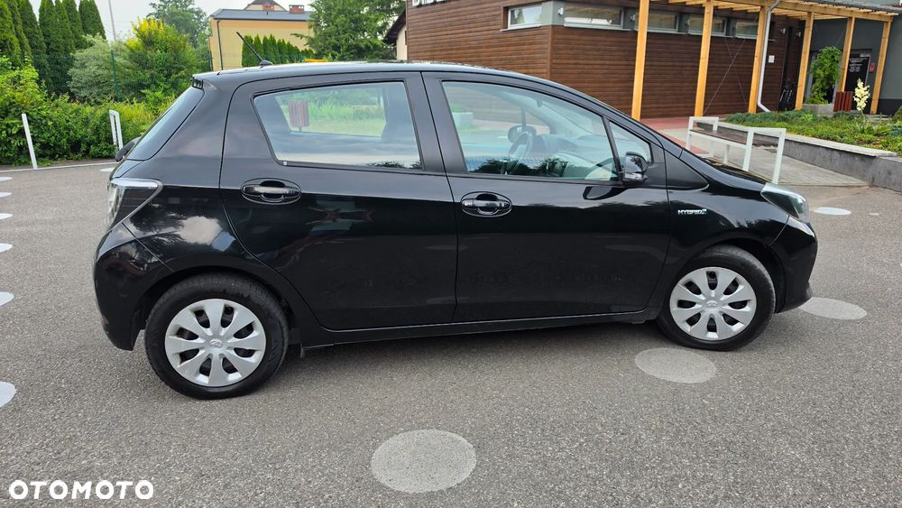 Toyota Yaris - 38