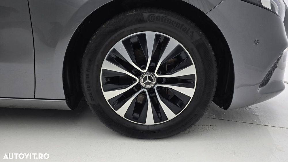 Mercedes-Benz A - 23