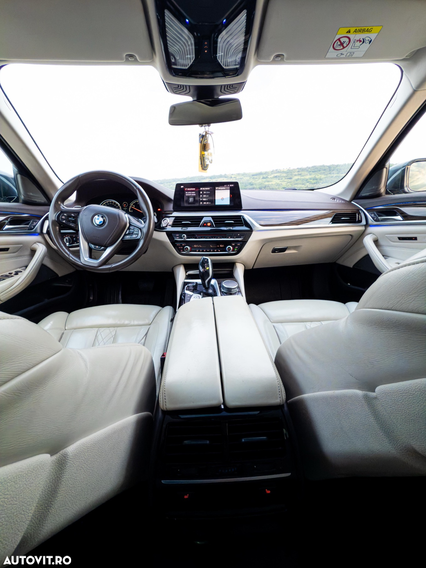 BMW Seria 5 530d xDrive AT - 17