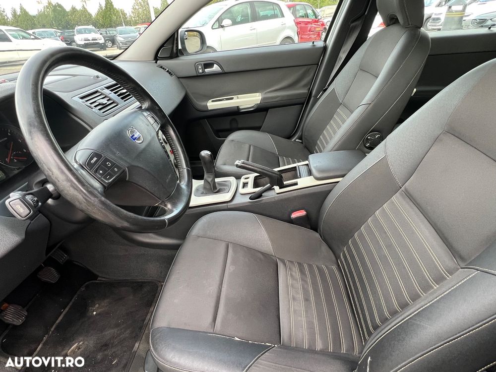 Volvo V50 2.0 D Kinetic - 10