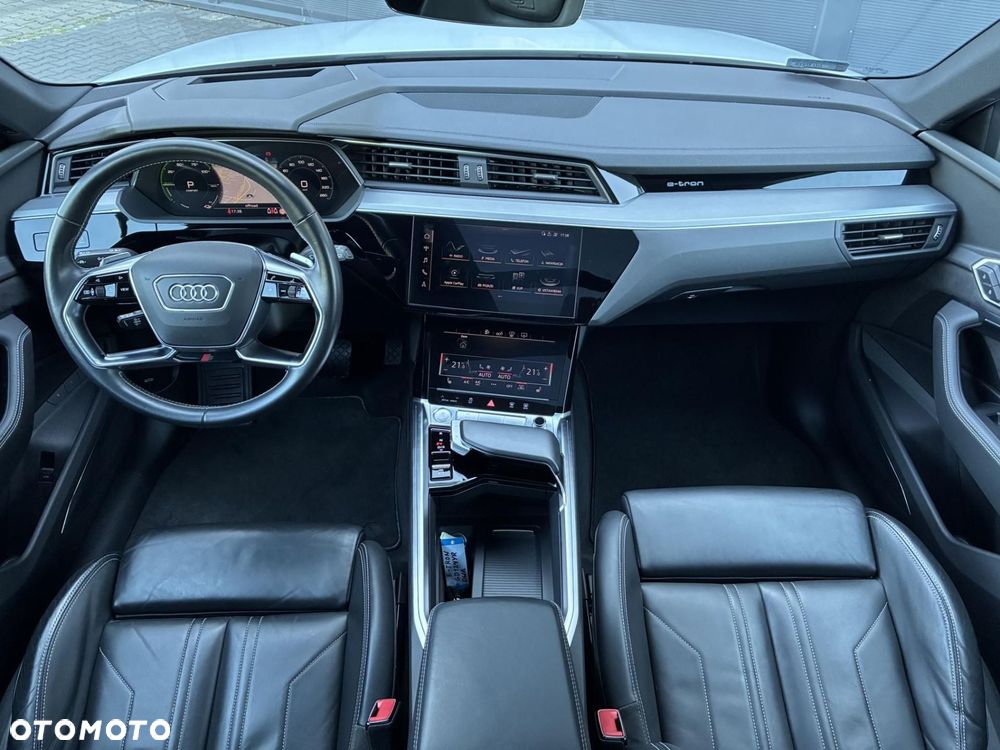 Audi e-tron 50 Quattro S Line - 17