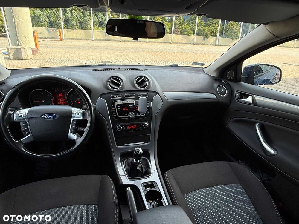 Ford Mondeo 2013 photo 2