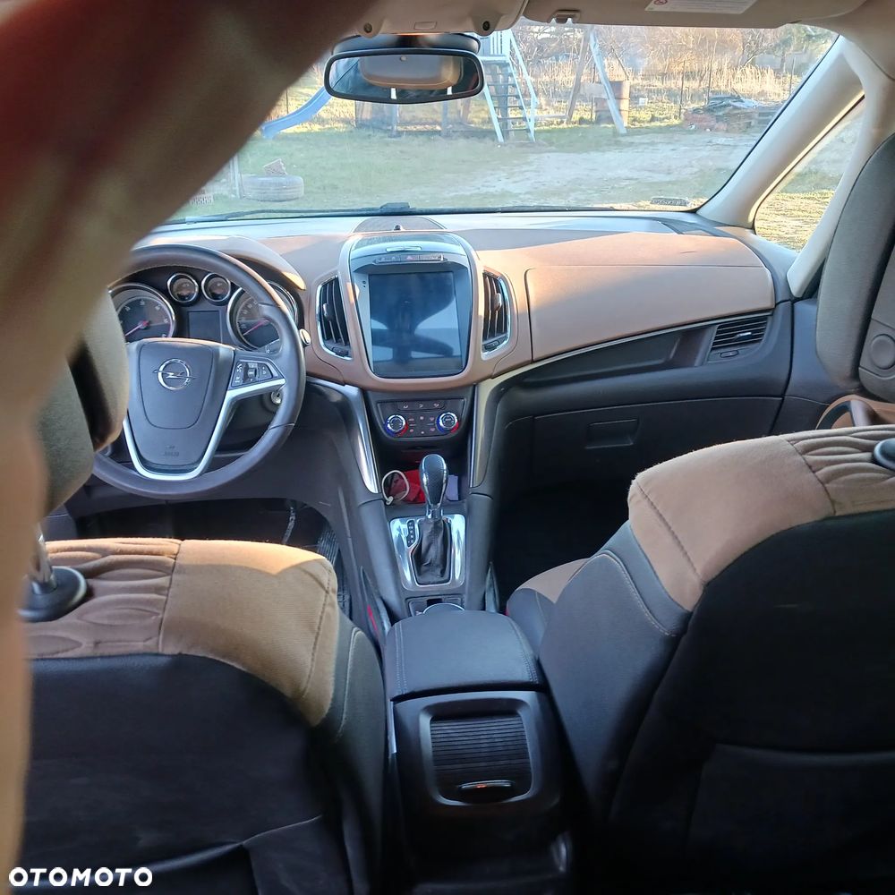 Opel Zafira 2.0 CDTI Cosmo - 4