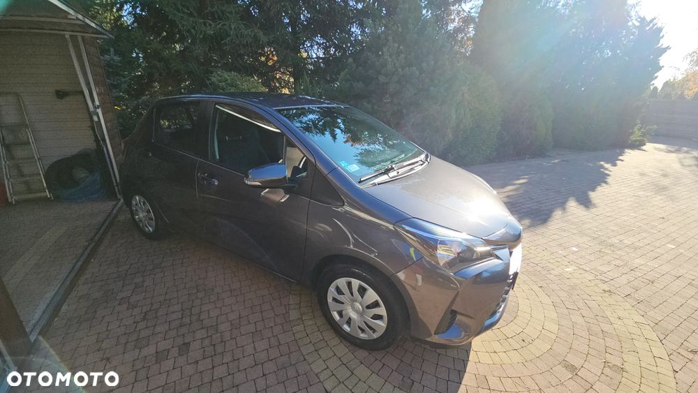 Toyota Yaris 1.5 Active - 9