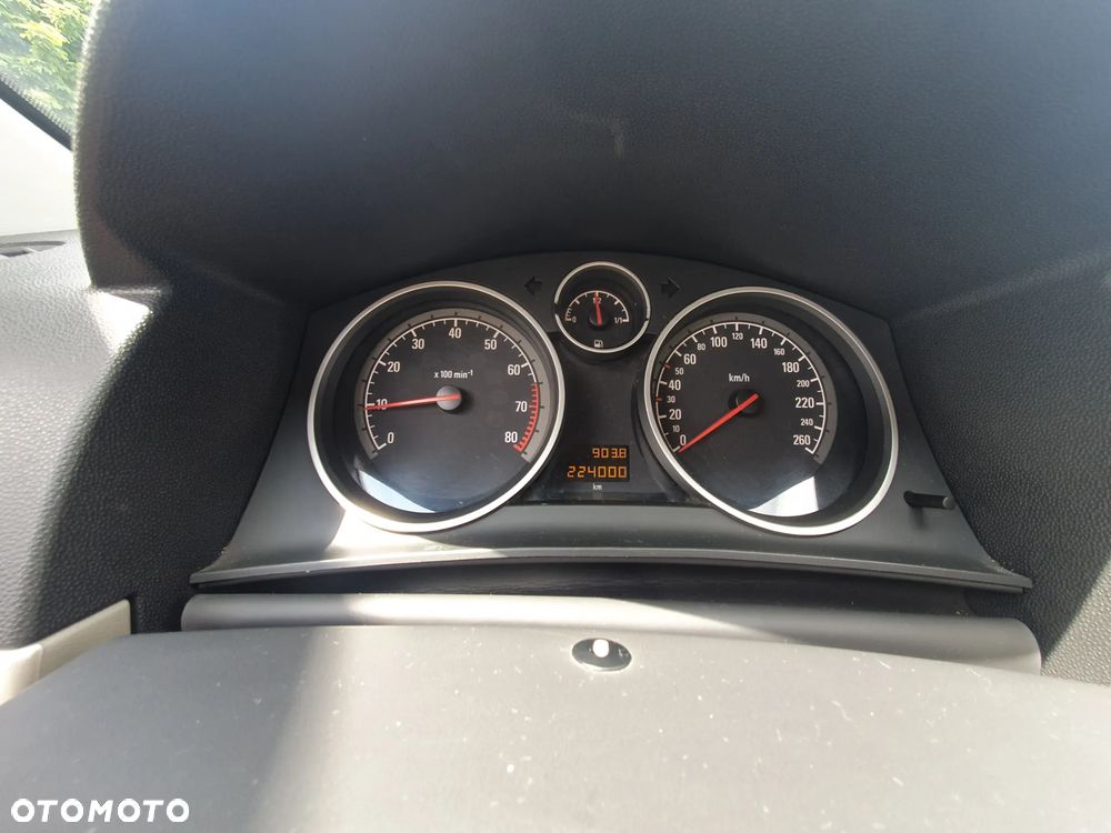 Opel Astra 1.6 Edition - 13