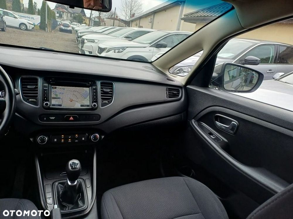 Kia Carens 1.7 CRDi 115 Dream Team Edition - 23