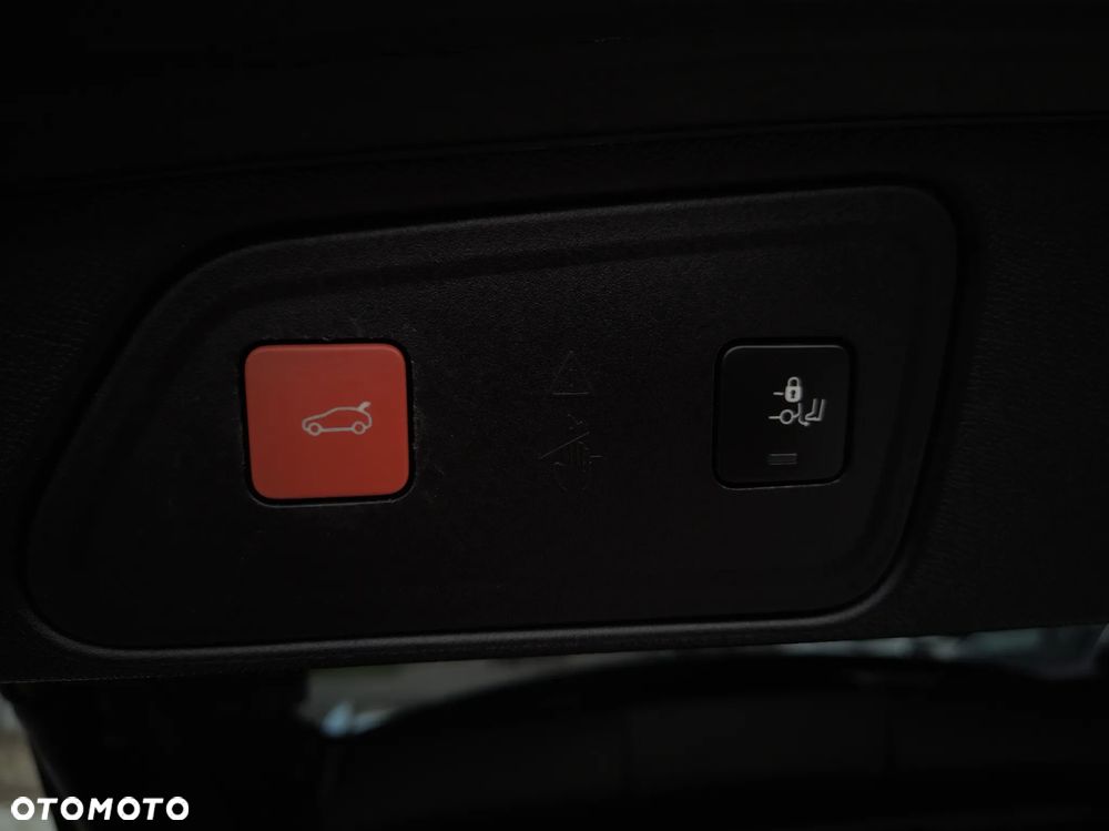 Peugeot 3008 PureTech 180 Stop & Start GPF EAT8 GT - 33