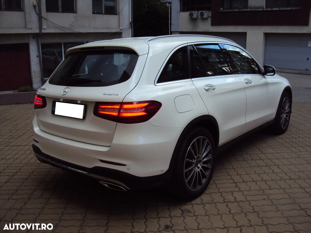 Mercedes-Benz GLC 250 4MATIC - 4