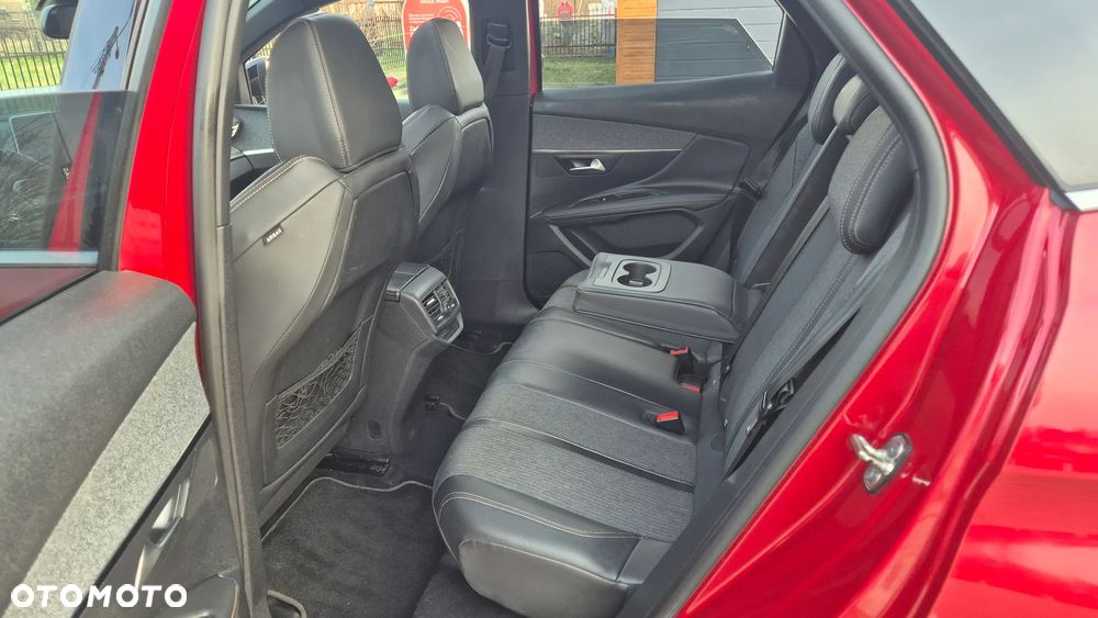 Peugeot 3008 PureTech 130 Stop & Start GPF Allure Business-Paket - 24
