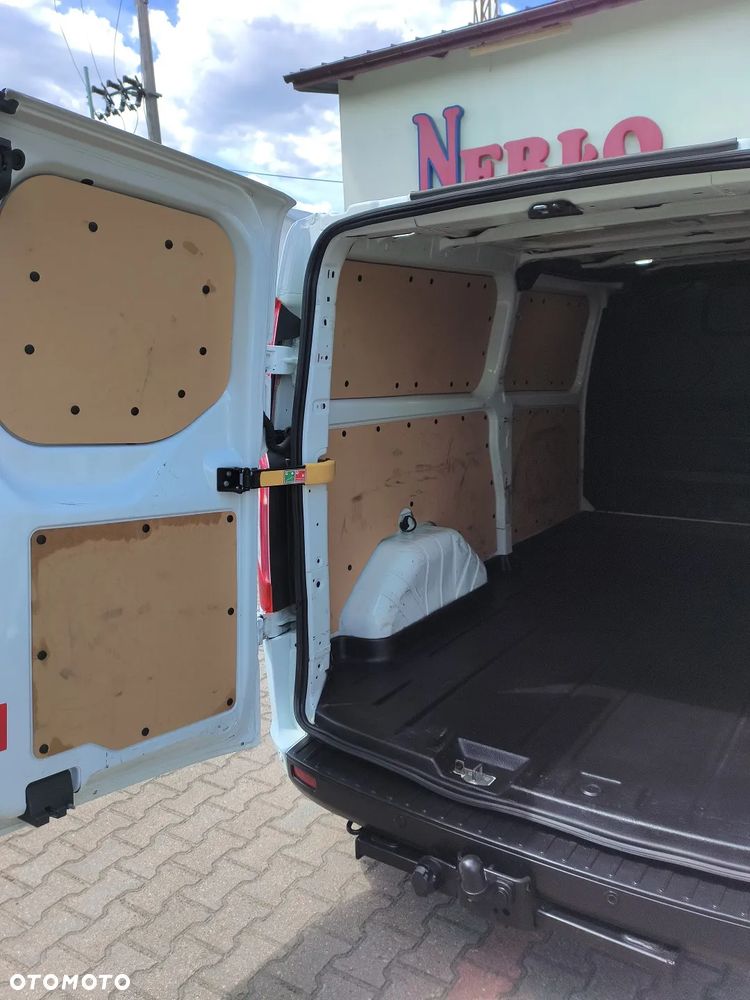 Ford Transit Custom - 9