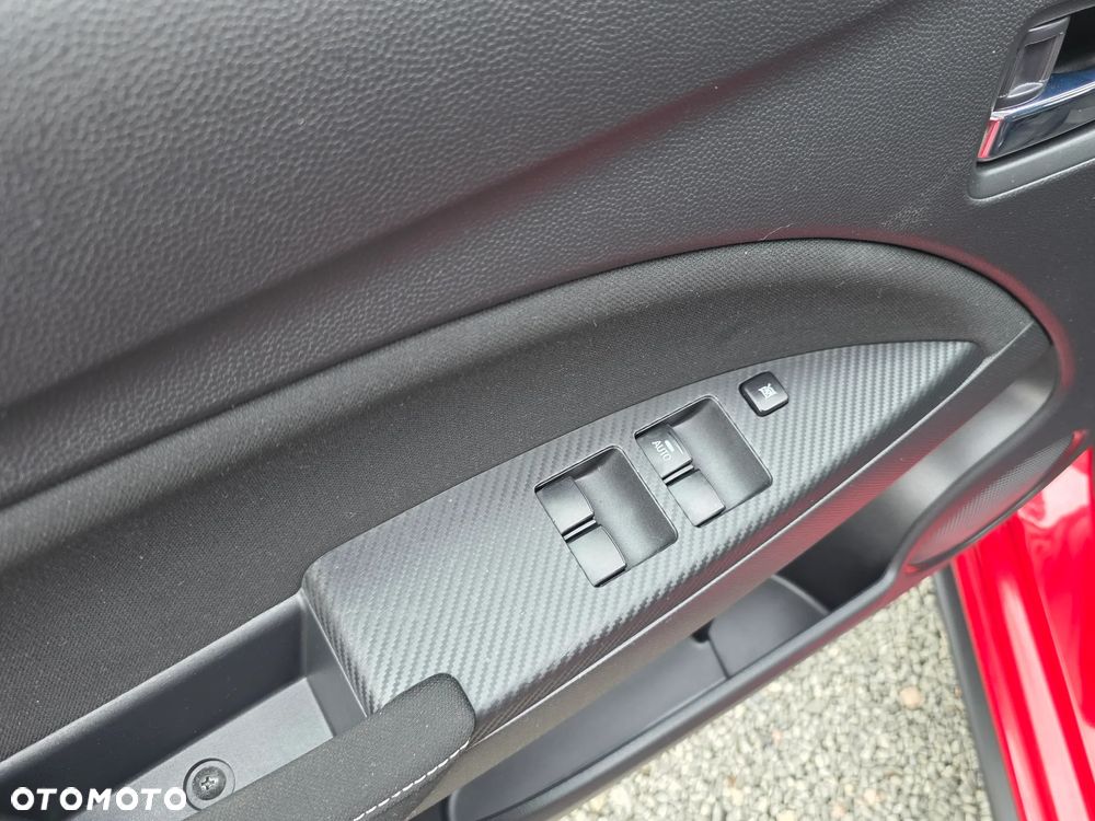 Mitsubishi Space Star 1.2 AS&G Invite - 24