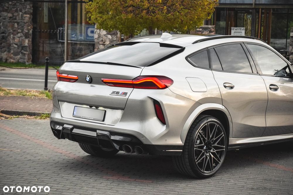 BMW X6M - 13