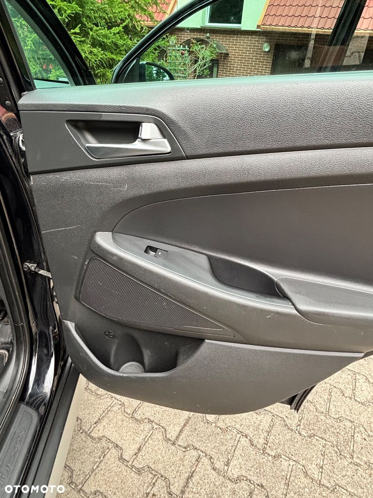 Hyundai Tucson 2.0 CRDi 4WD Automatik Style - 15