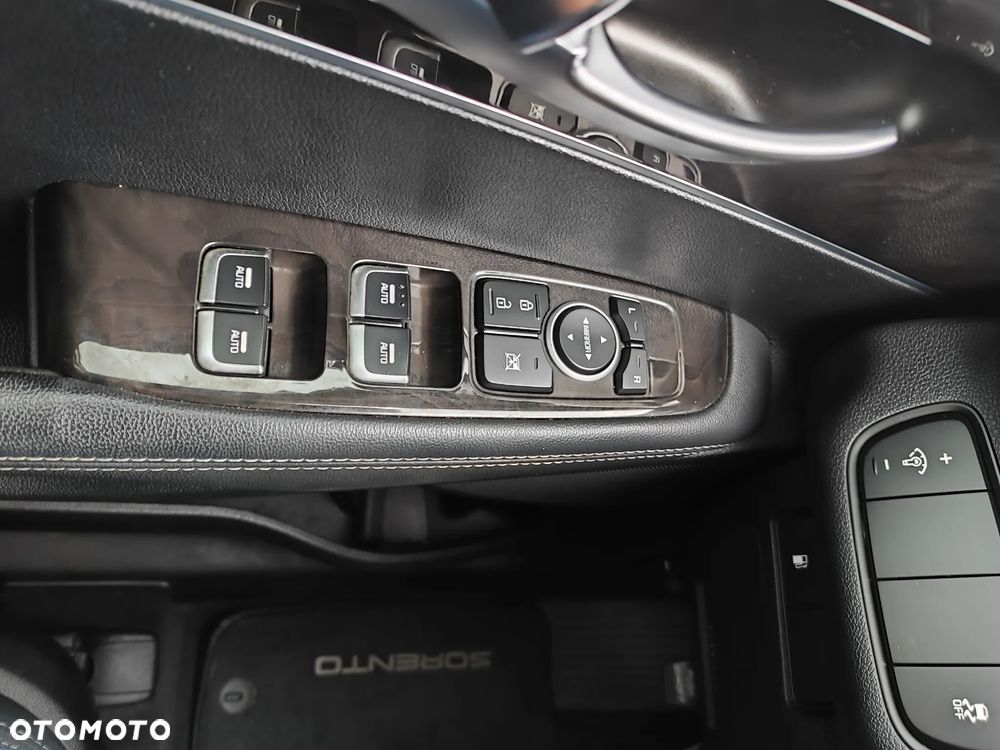 Kia Sorento - 18