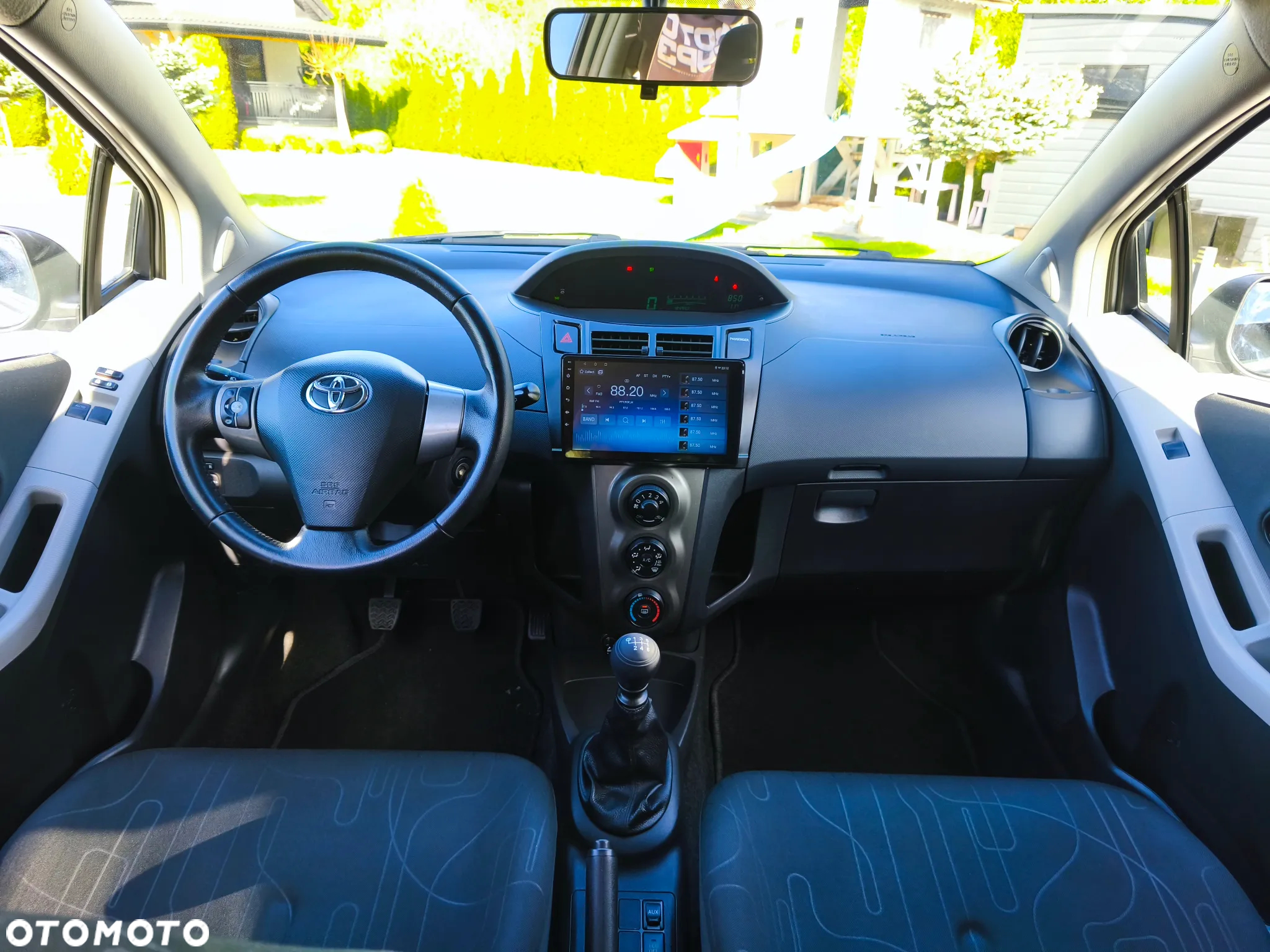 Toyota Yaris 1.33 2010 - 18