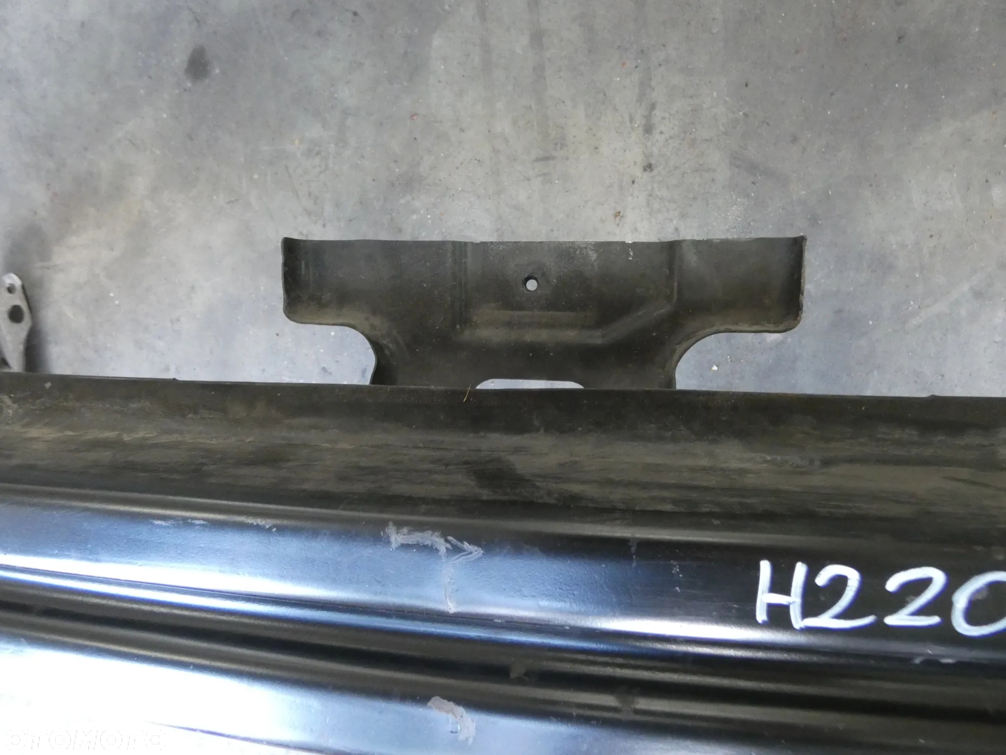 VW PASSAT CC LIFT BELKA ZDERZAKA PRZÓD PRZEDNIA H220 - 11